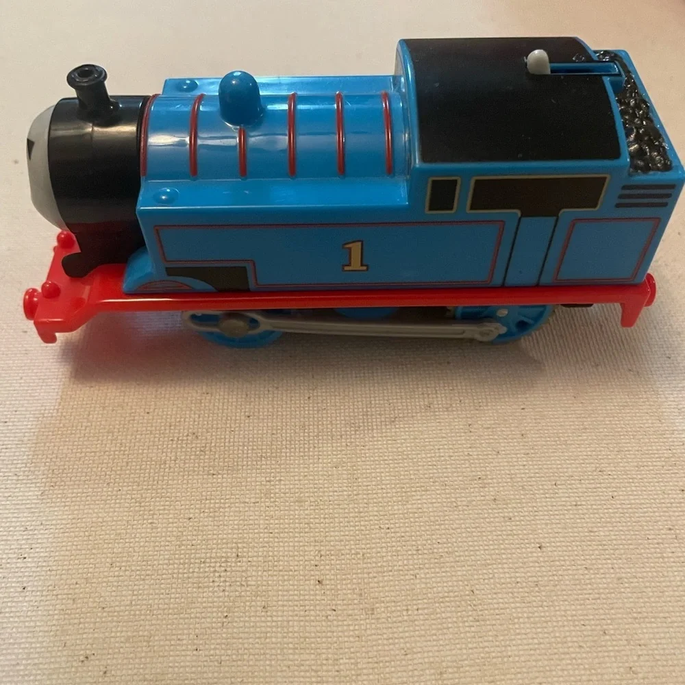 Thomas the Train Blue and Red Train Engine Toy